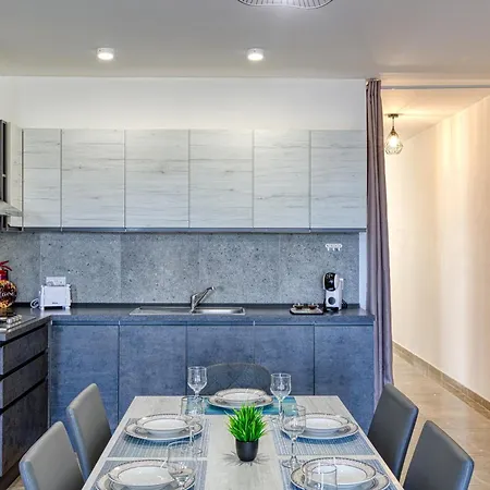 Apartamento Stunning 3br With Balcony & Beautiful Scenery By 360 Estates