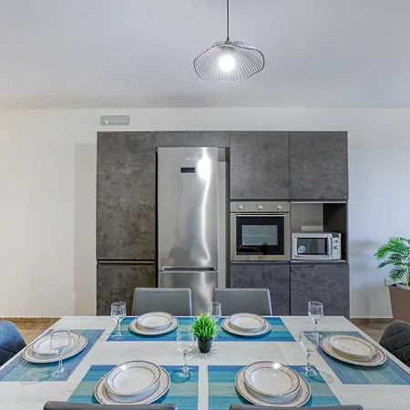Apartamento Stunning 3br With Balcony & Beautiful Scenery By 360 Estates