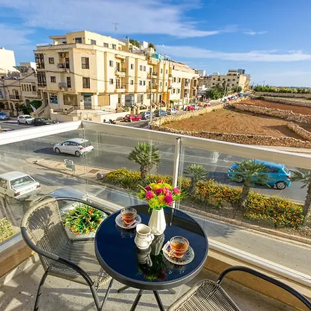Apartment Stunning 3br With Balcony & Beautiful Scenery By 360 Estates